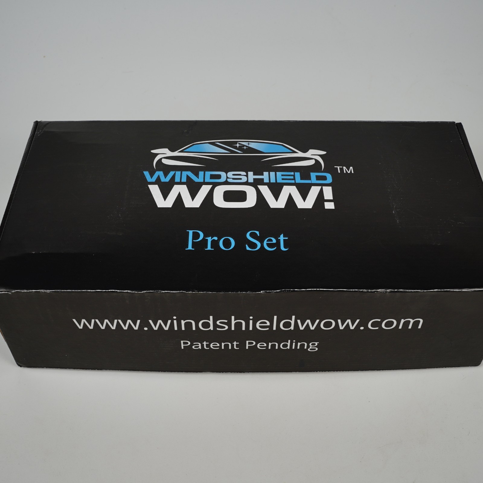 Windshield WOW! Pro Set Windshield Magnetic Cleaning Kit w/ Extra Cloths