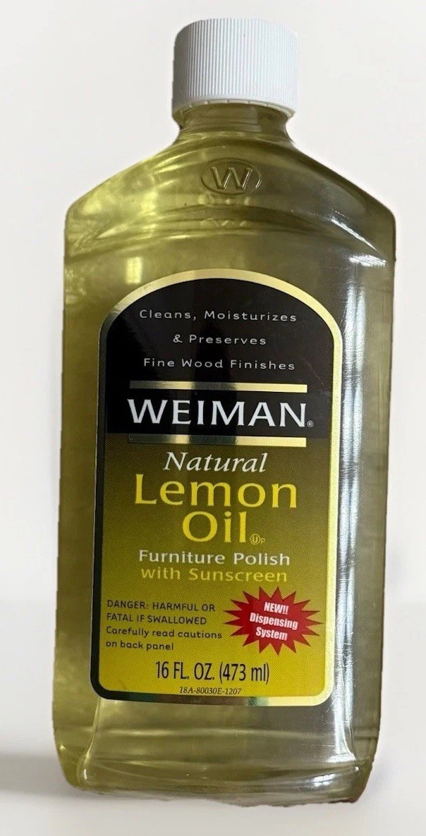 Weiman Lemon Oil Furniture Wood Polish with UVX-15 Sunscreen 16 Oz Open Bottle