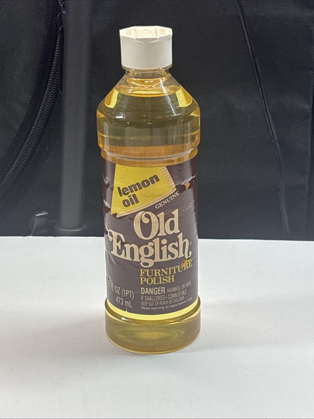 Vintage 80s Old English Lemon Oil Genuine Furniture Polish 16 fl oz New