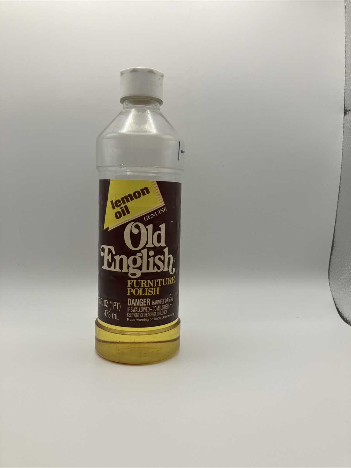 Vintage Old English Lemon Oil Furniture Polish 16 fl oz ~ 50% Full – Made In USA