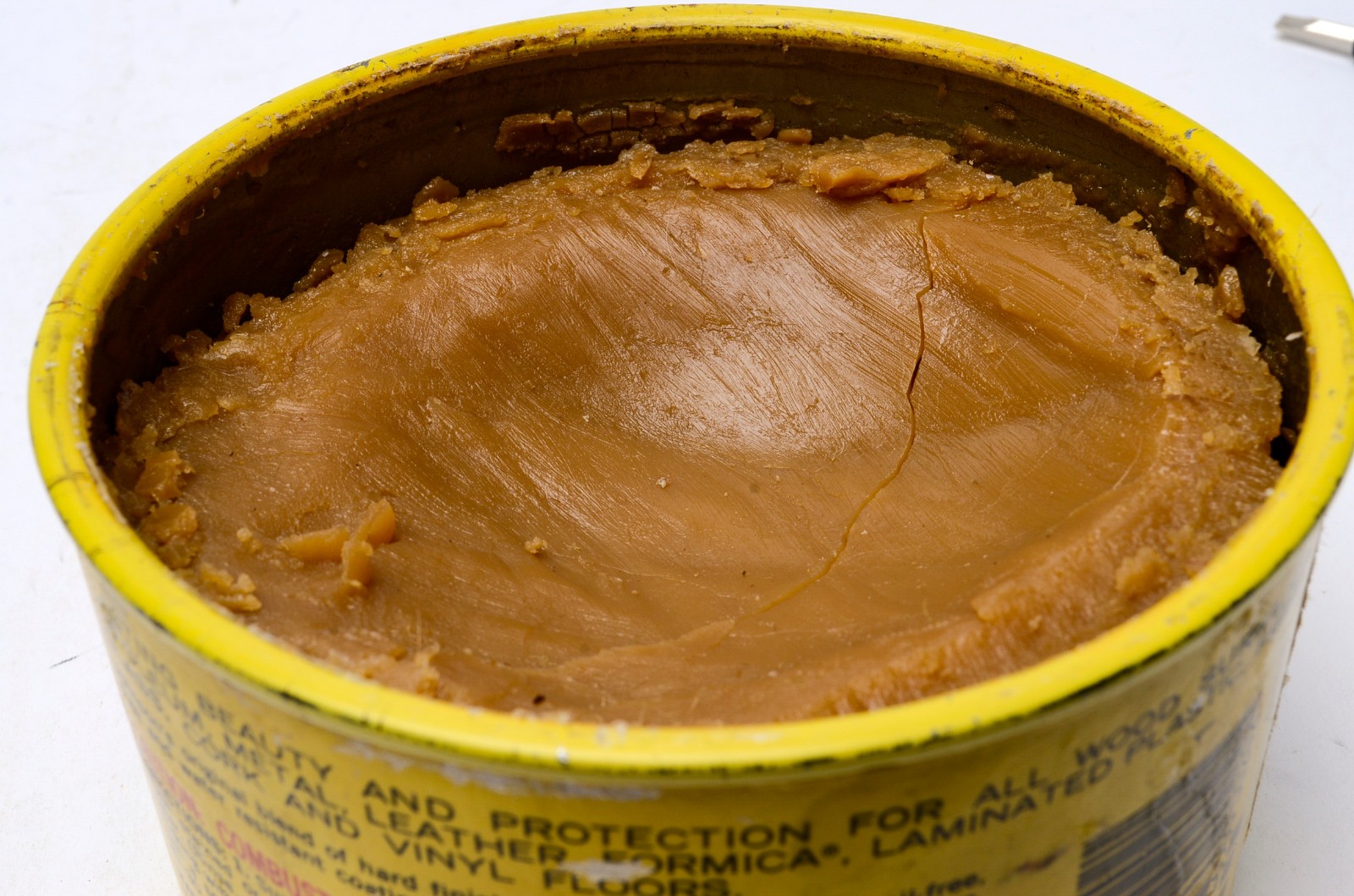 Johnson Paste Wax Original Formula 1 lb Metal Tin 1982 Nearly Full Discontinued