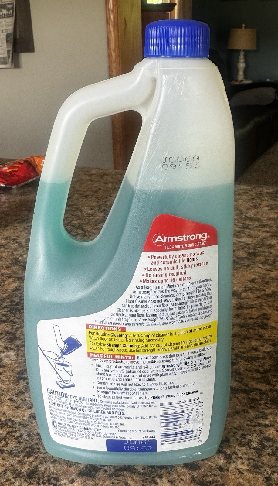 Armstrong Concentrated Floor Cleaner No Sticky Residue SC Johnson 32 Oz Retired