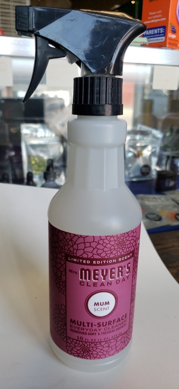 Mrs. Meyer’s Clean Day Multi-Surface Everyday Cleaner Spray Mum Scent 16 oz
