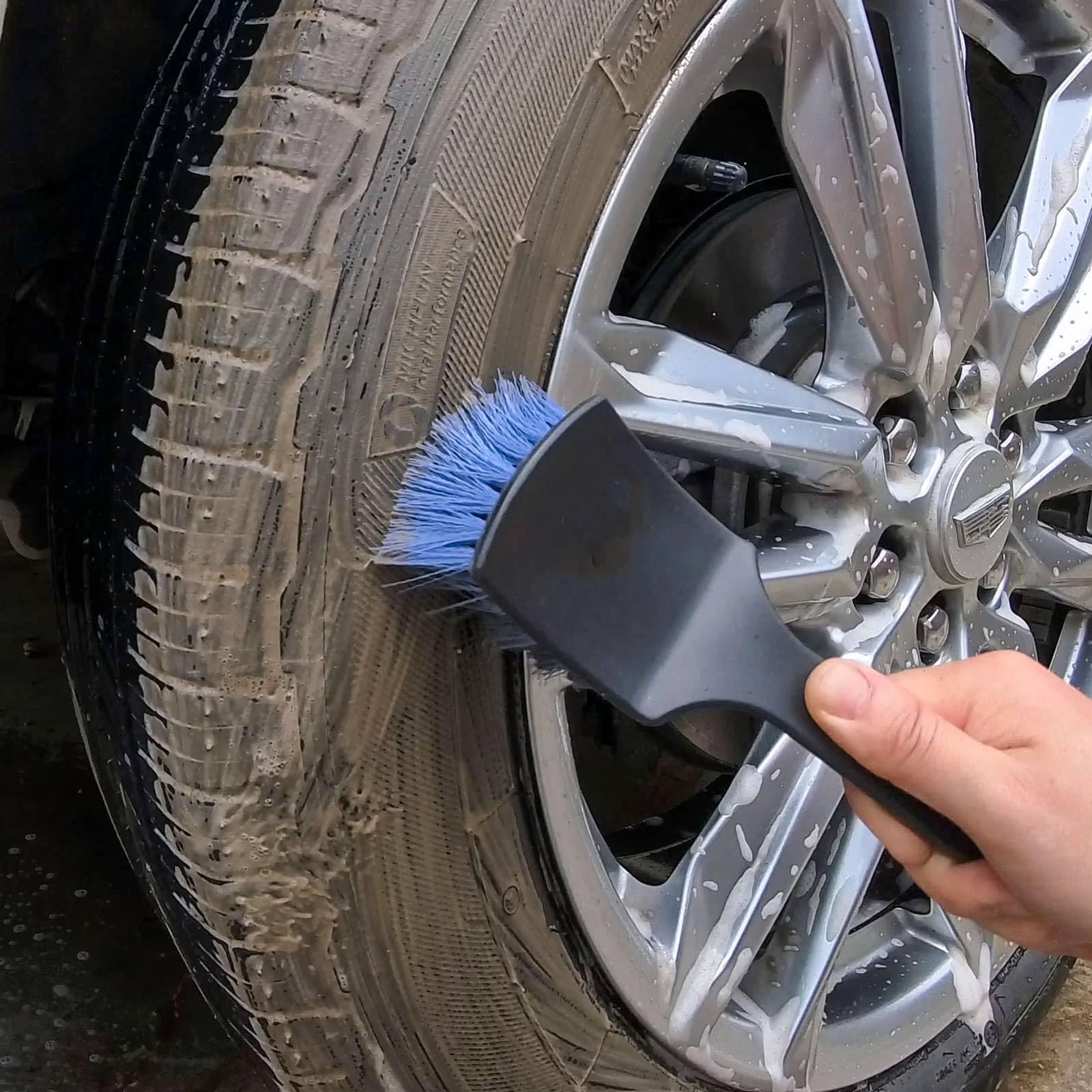 Car Rim Wheel & Tire Brush Set Dirt Removal Bristles Auto Truck SUV RV Wash