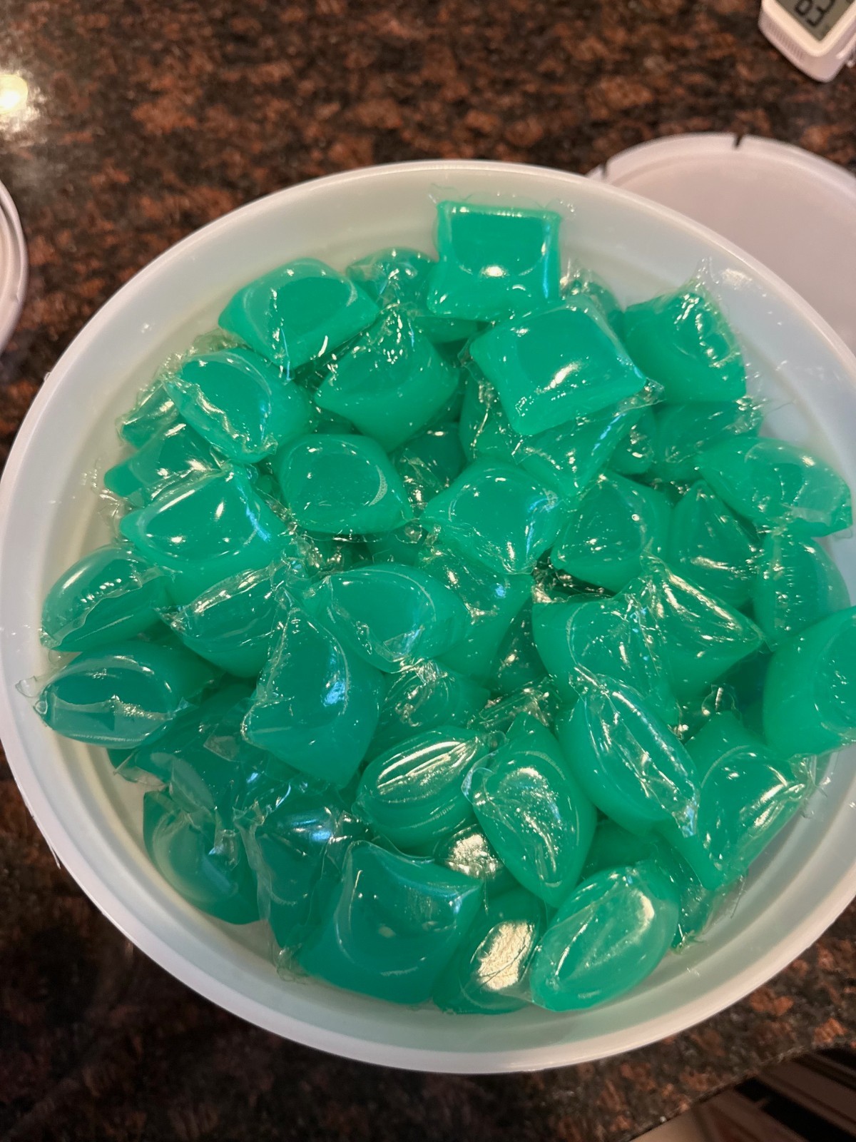 Bulk bag of Gain Detergent Laundry pods/pacs approx 700 ct